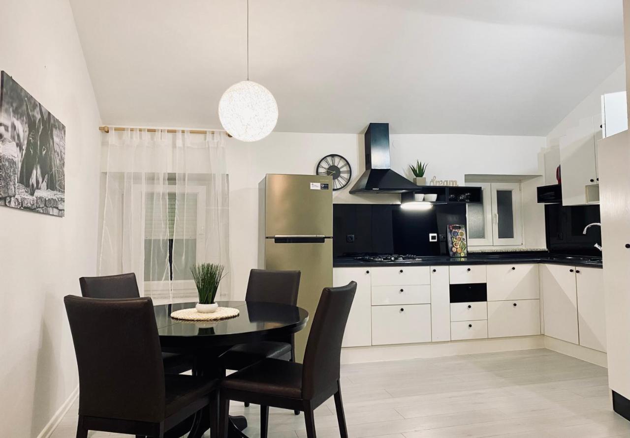 Beshtie Appartement Zadar