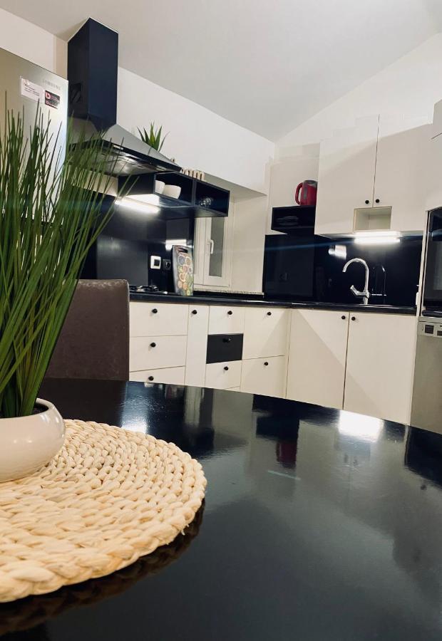 Beshtie Apartment *